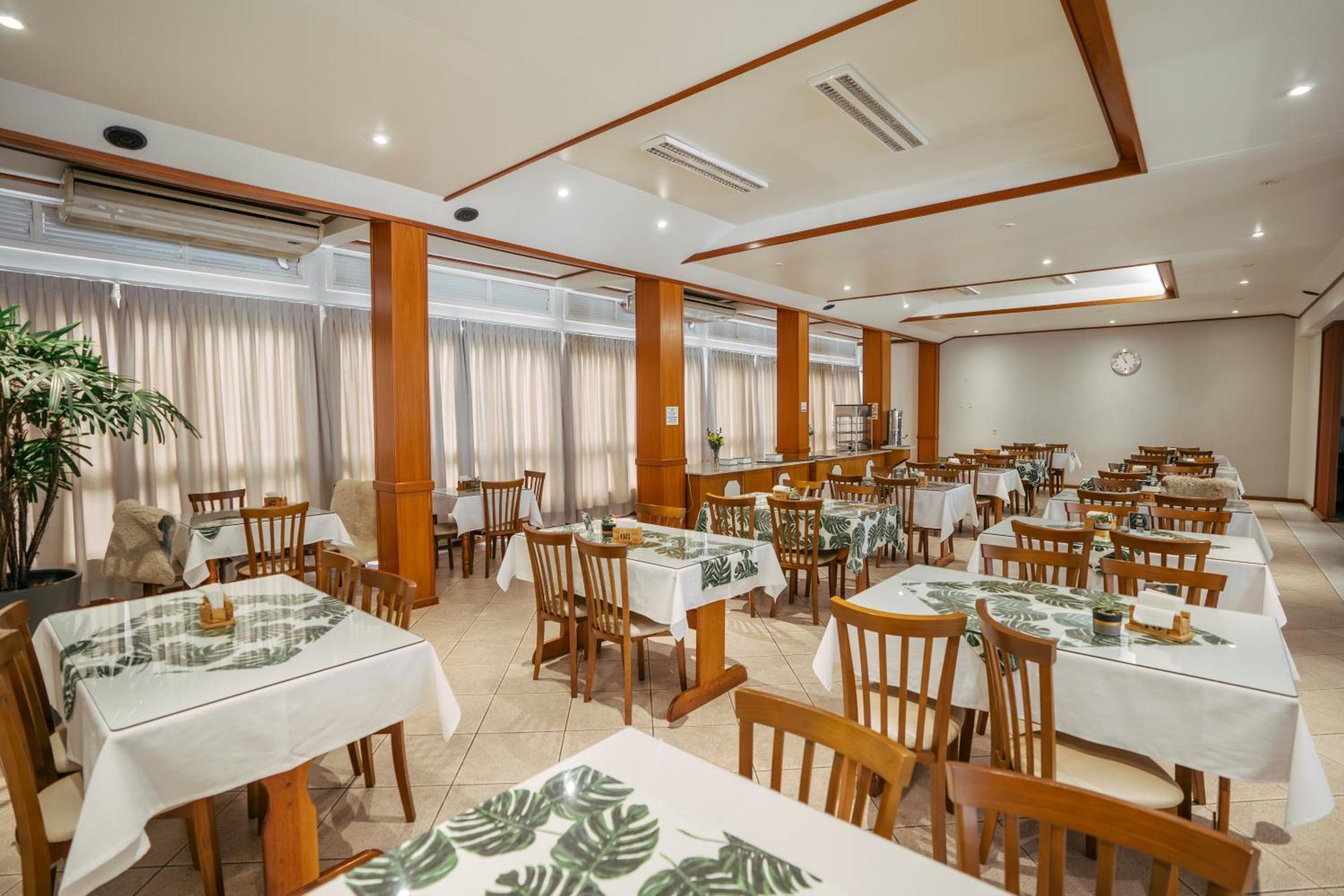Hotel Prata Villaggio Nova Prata Luaran gambar