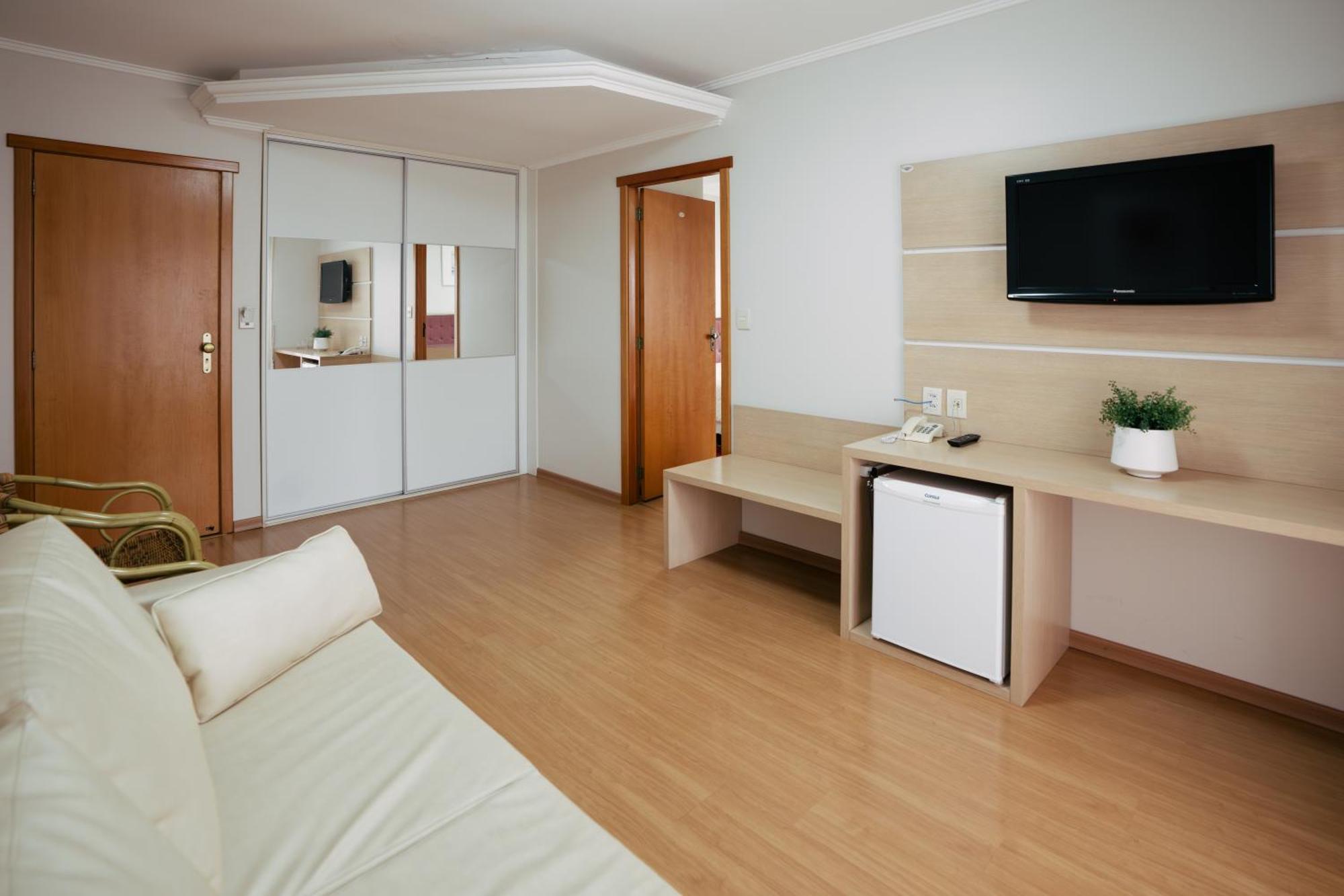 Hotel Prata Villaggio Nova Prata Luaran gambar